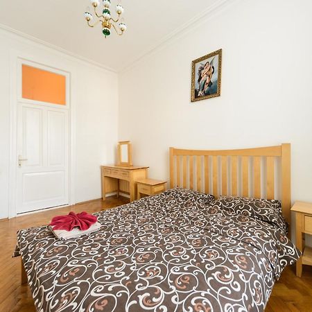 Apartment Near Arena City Κίεβο Εξωτερικό φωτογραφία